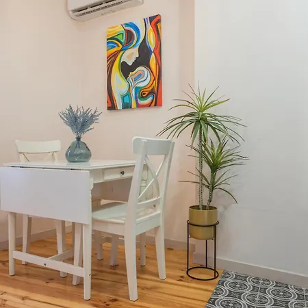 Apartment Lovely Charm House Downtown Near Metro With Ac